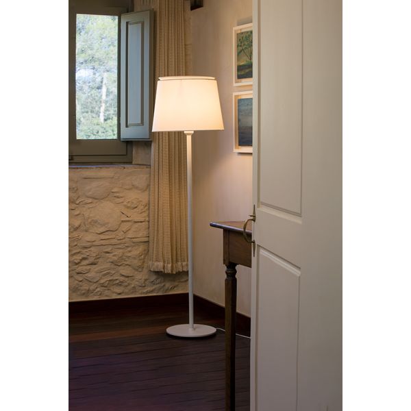 SAVOY WHITE FLOOR LAMP WHITE LAMPSHADE image 1