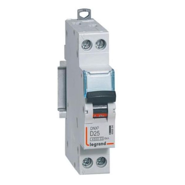 Phase+Neutral circuit breaker DNX³4500 6kA inlet and outlet screw terminal - 1P+N 230V~ 25A curve D - 1 module image 1