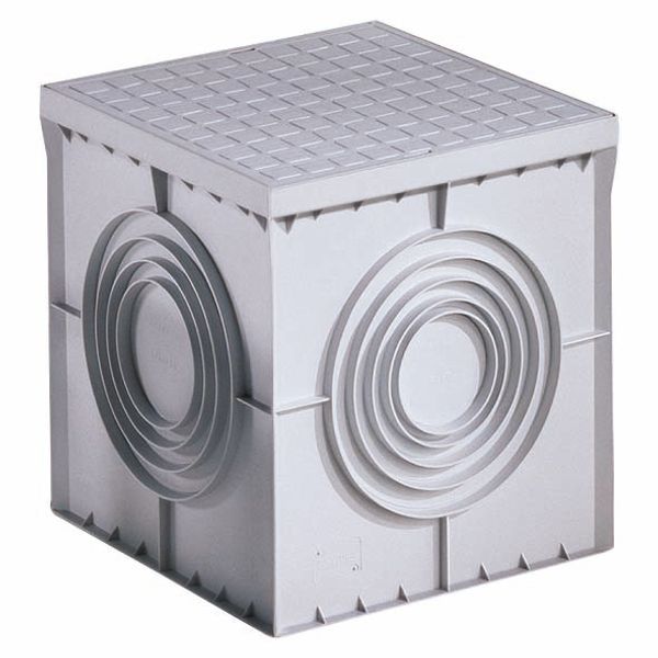 SQUARE ACCES CHAMBER 400X400X400 - FLAT KNOCKOUT BASE AND HIGH RESISTANCE LID image 1