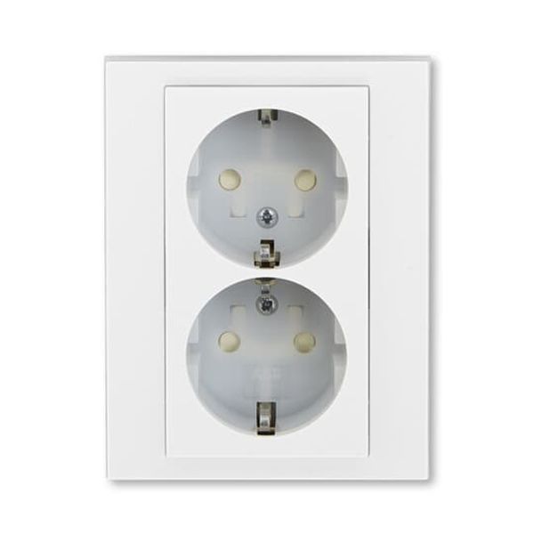 5522H-C03457 01 Outlet double Schuko shuttered image 2