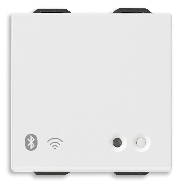 IoT connected gateway 2M white image 1