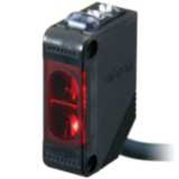 Photoelectric sensor, rectangular housing, red LED, retro-reflective, image 1