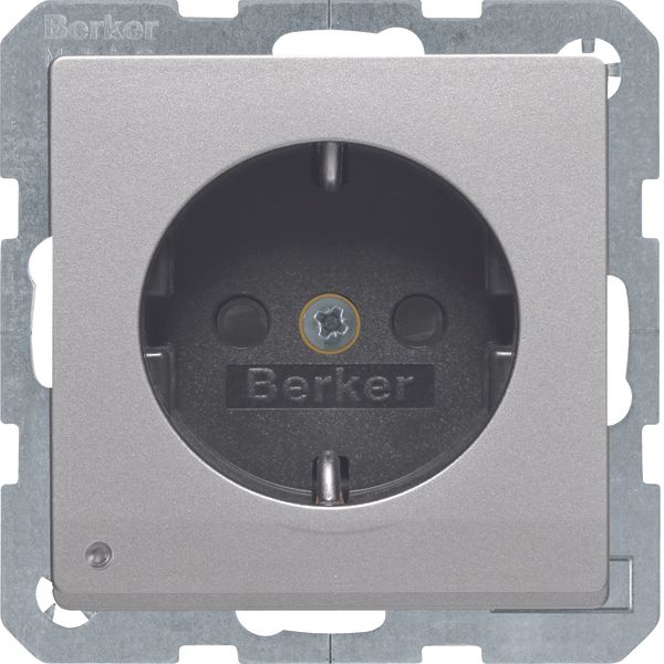 SCHUKO socket outlet with LED orientation light, Q.1/Q.3, alu velvety, image 1
