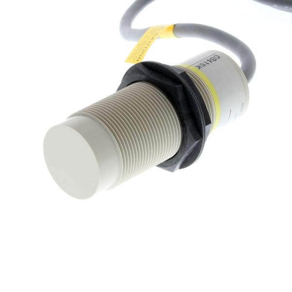 Proximity sensor, capacitive, M30, unshielded, 15 mm, AC, 2-wire, NO, image 2