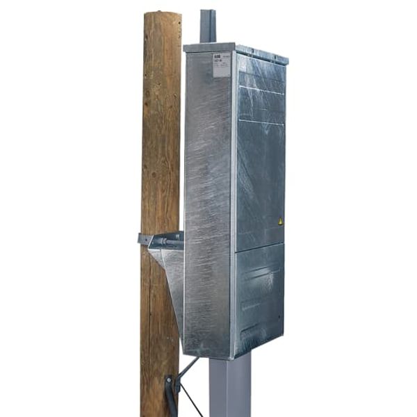CDCP 020 Pole-mounted enclosure image 1