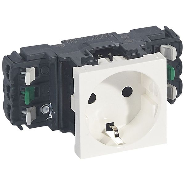 Socket Mosaic - 2P+E - for installation on trunking - automatic term - standard image 2