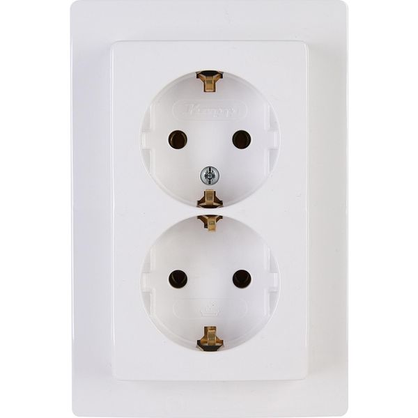 Double earthed socket outlet, for the in image 1