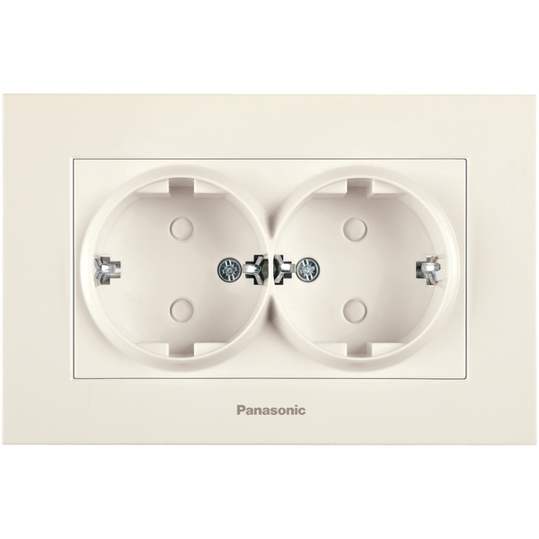 Karre Plus Beige Child Protected Double Earth Socket image 1