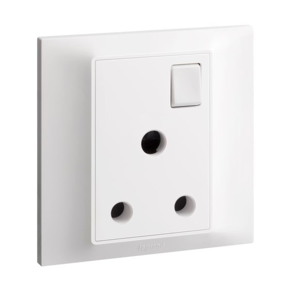 Socket 1 Gang 15A Switched 7X7 White, Legrand-Belanko S image 1