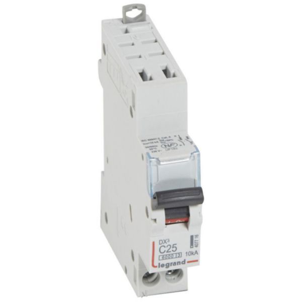 DX³6000 10kA automatic high inlet and low outlet U+N screw circuit breaker - 230V~ - 25A - curve C - 1 module image 1