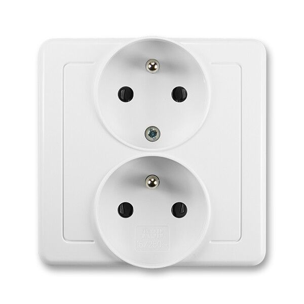 5512G-02249 B1W Double socket outlet with earthing contacts image 1