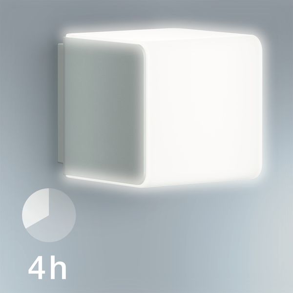 Sensor-Switched Led Outdoor Light L 830 Sc Silver image 4