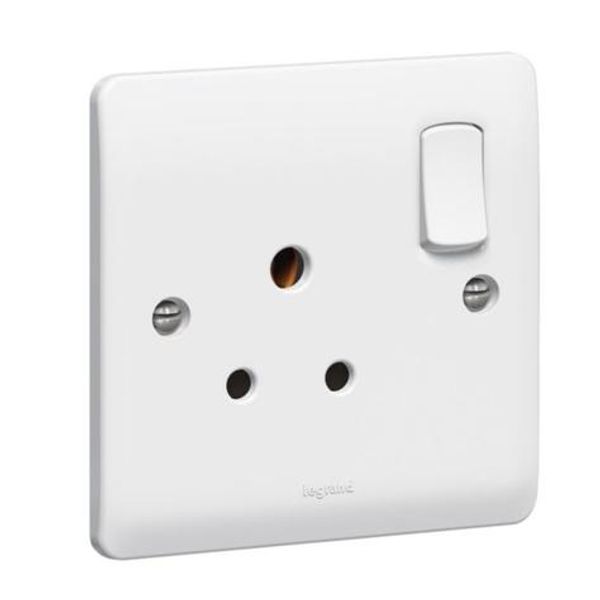 Synergy™ - Socket outlet - 1 gang switched - 5 A 250 V~ - White image 1