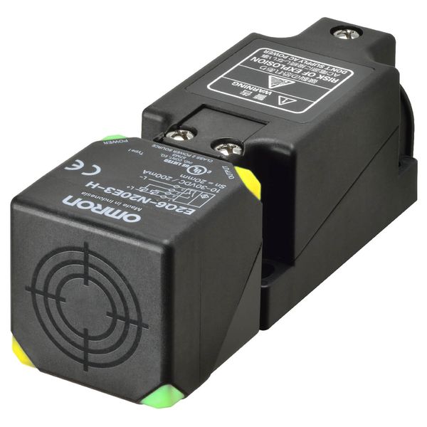 Proximity sensor, inductive, square body, non-shielded, 30 mm, PNP NO/ image 1