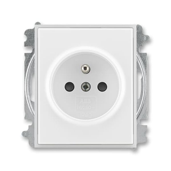 5519E-A02357 01 Socket outlet with earthing pin, shuttered ; 5519E-A02357 01 image 1