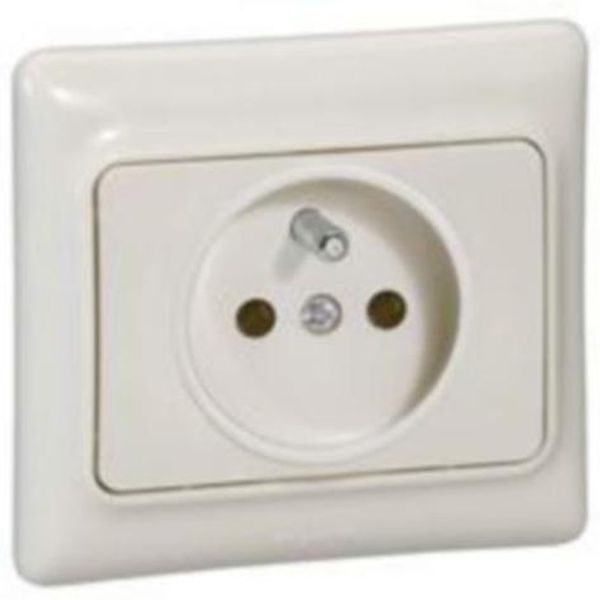 2P+E French standard socket outlet with shutters Kaptika - 16 A 250 V~ - ivory image 1