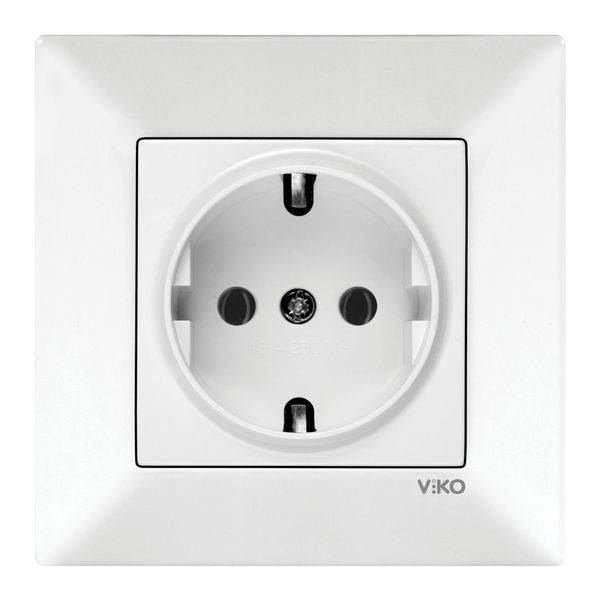 Meridian White (Quick Connection) Earthed Socket image 1