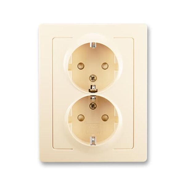 5518-3029 S Double socket outlet with earthing contacts, with hinged lids image 3