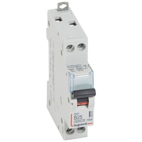 DX³6000 10kA high inlet and low outlet U+N screw circuit breaker 230V~ - 25A - curve B - 1 module image 1