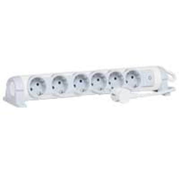 Multi-outlet extension for comfort - 6x2P+E orientable - 3 m cord image 1
