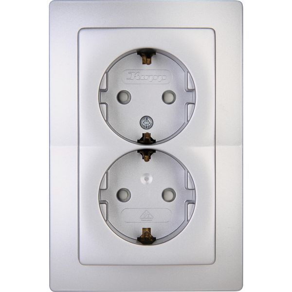 Double earthed socket outlet, with shutt image 1