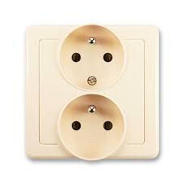 5512G-02249 C1W Double socket outlet with earthing contacts image 1