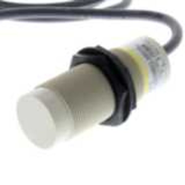 Proximity sensor, capacitive, M18, unshielded, 8 mm, DC, 3-wire, NPN-N image 3