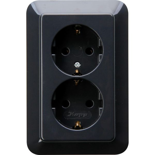 Double earthed socket outlet without shu image 1