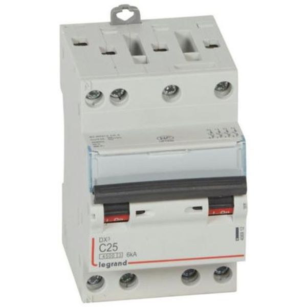 Circuit breaker DX³4500 6kA high inlet and low outlet via screw terminal - four-pole 400V~ 25A curve C - 3 modules image 1