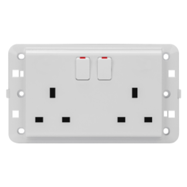 TWIN SWITCHED SOCKET-OUTLET - BRITISH STANDARD - 2P+E 13 A - WHITE - CHORUSMART image 1